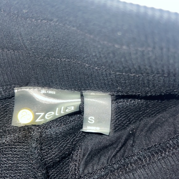 Zella pants size small - Picture 2 of 4